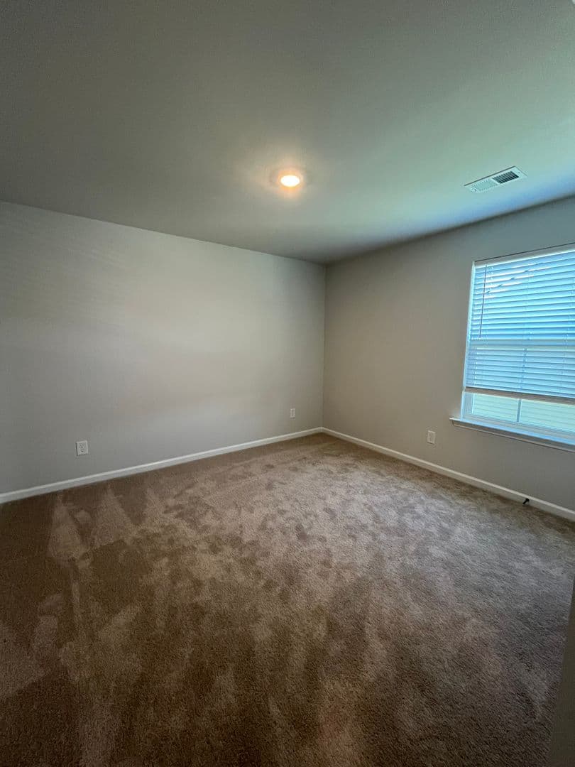 Summerville House: 1038 Adirondack Drive