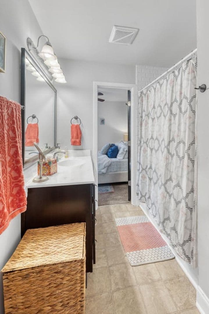 Mount Pleasant House: 1721 Deer Path Drive