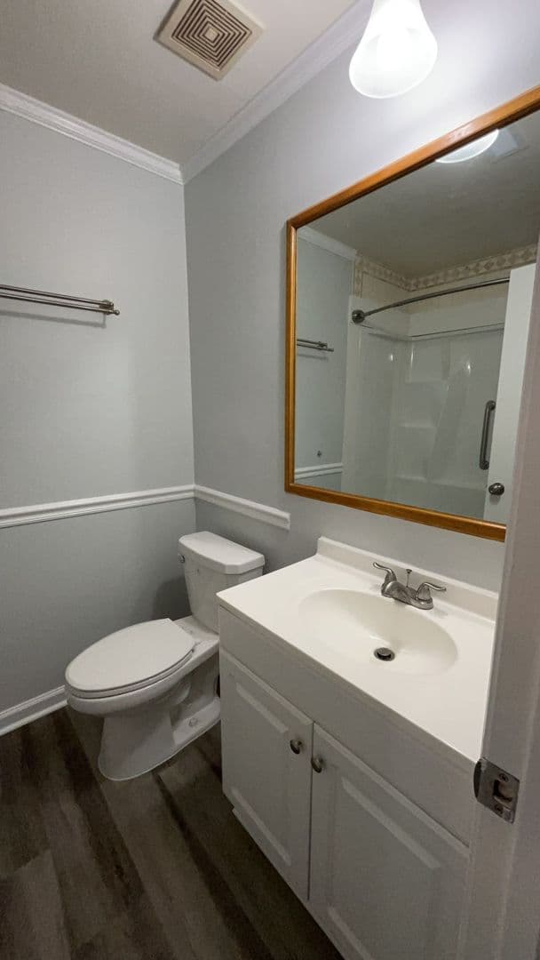 Ladson House: 226 Loblolly Circle