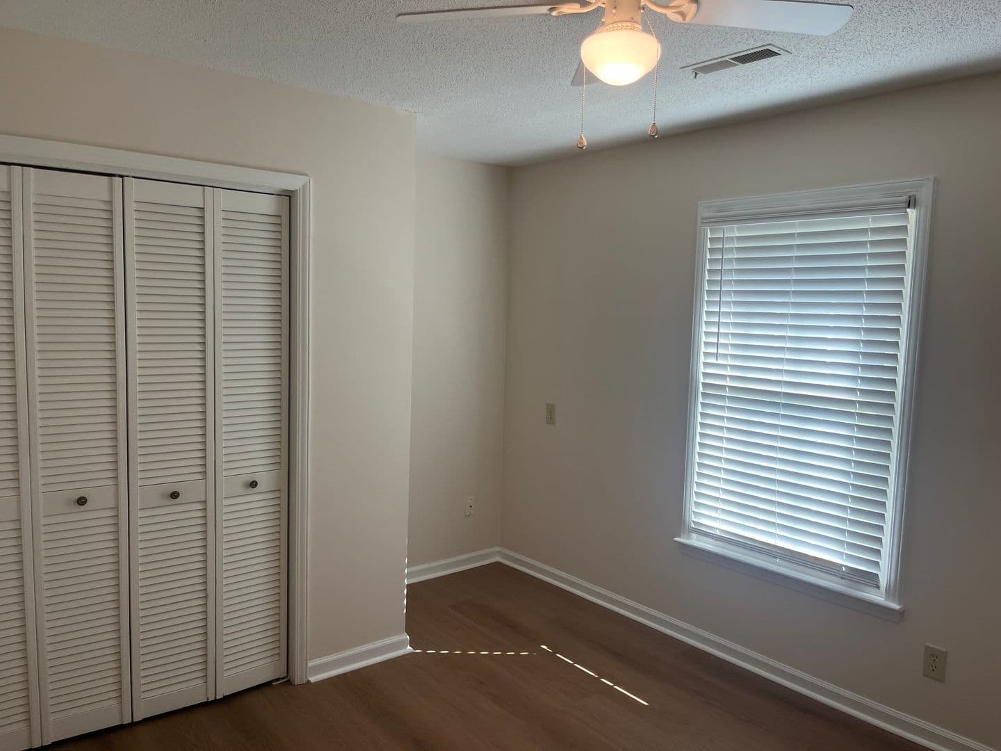 Hanahan House: 25 N Basilica Avenue