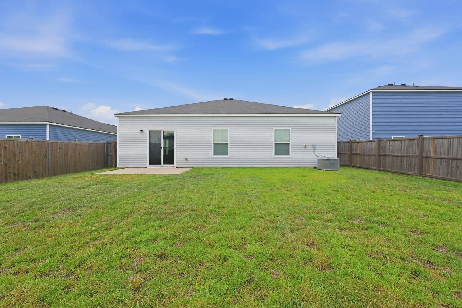 Summerville House: 514 Spanish Wells Rd.