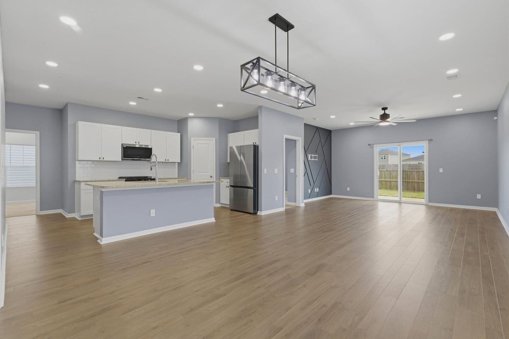Summerville House: 514 Spanish Wells Rd.