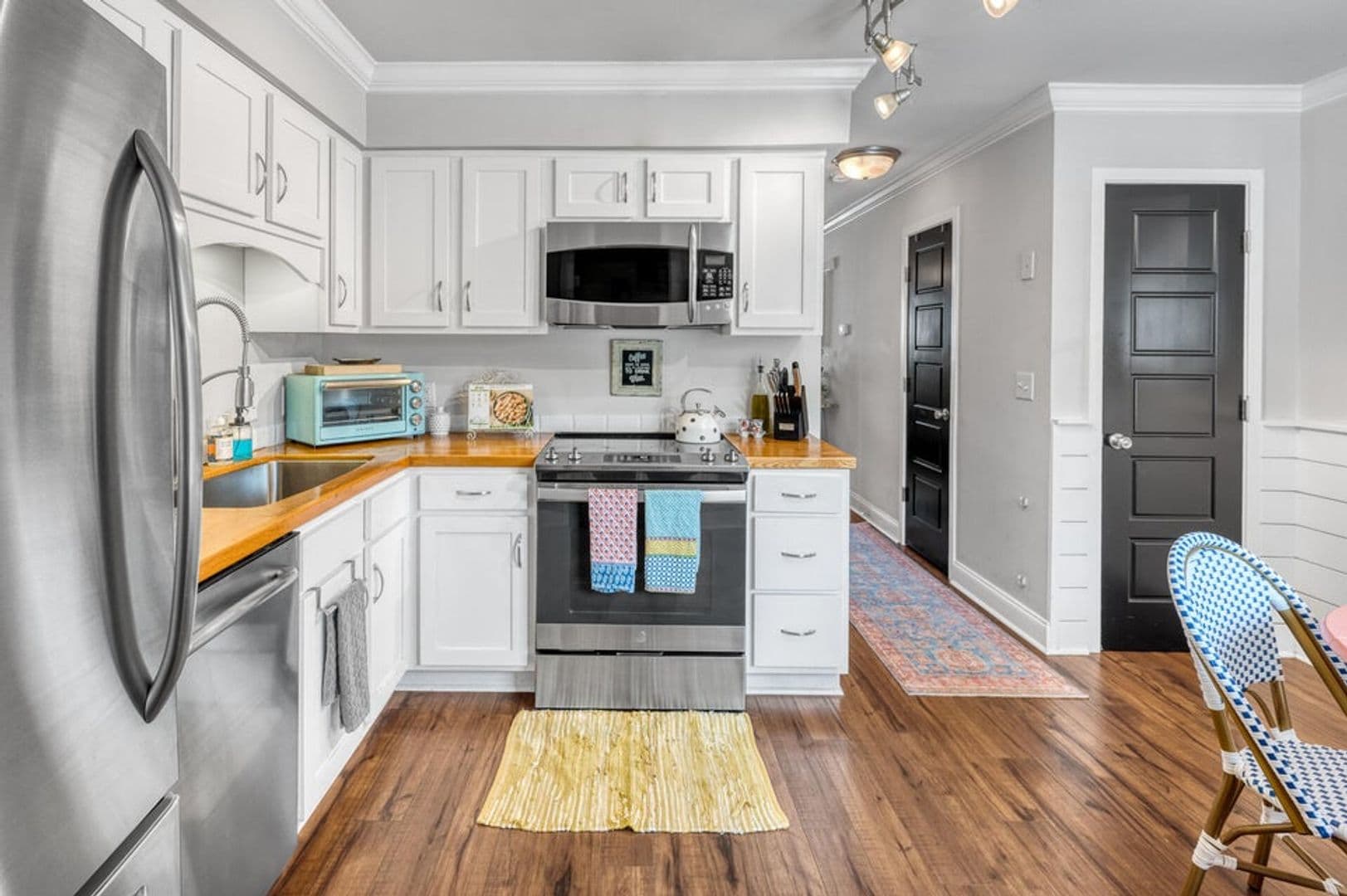 Mount Pleasant House: 1721 Deer Path Drive