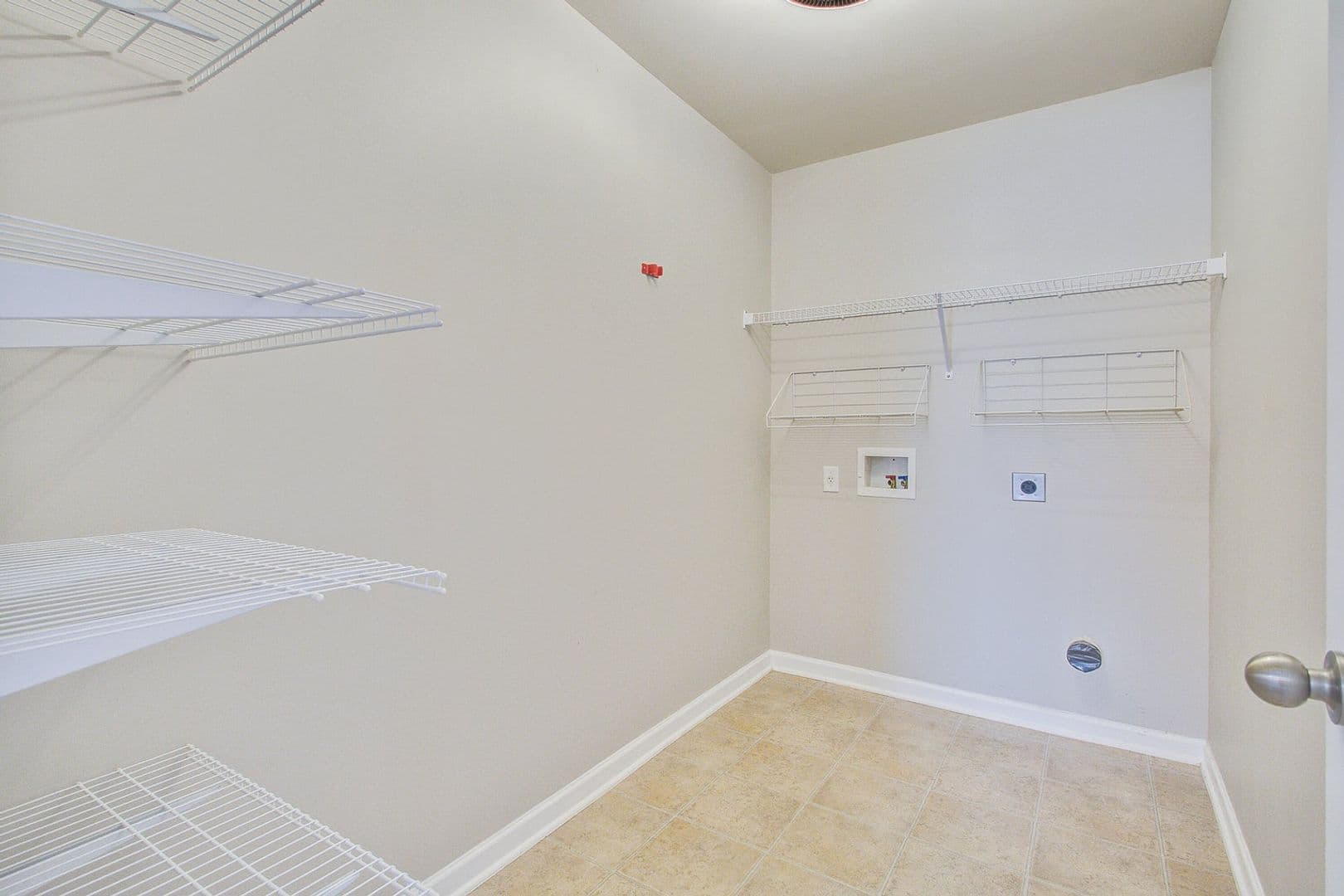 Summerville House: 411 Ridgedale Rd.