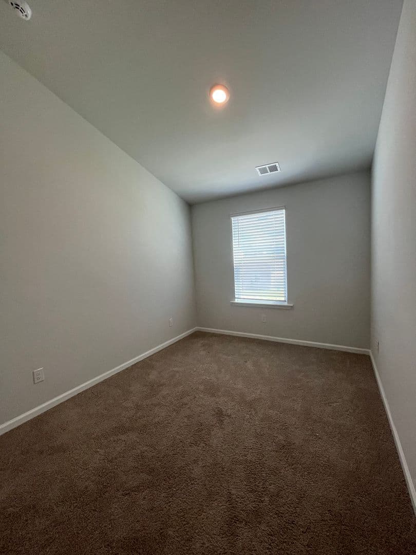 Moncks Corner House: 264 Blue Haw Drive