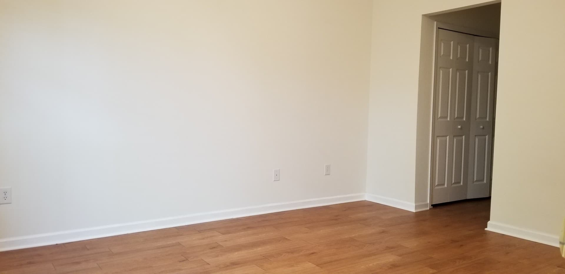 Charleston House: 218 Kelsey Blvd