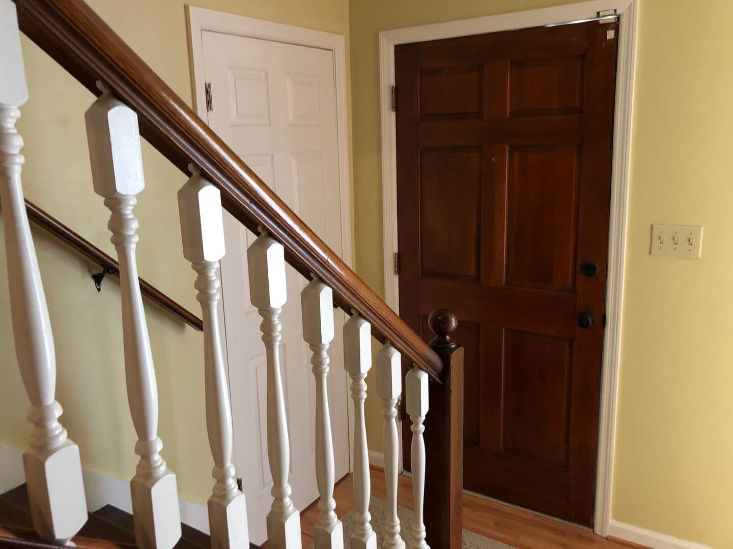 North Charleston House: 5001 N Rhett Avenue