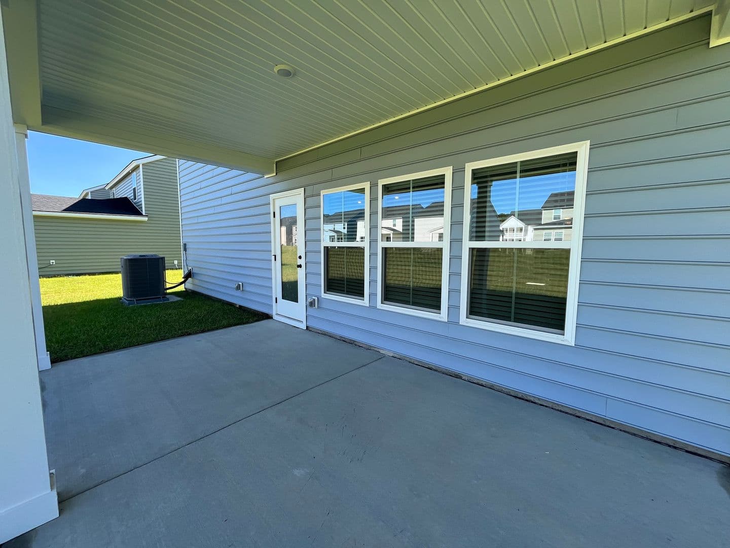 Summerville House: 1038 Adirondack Drive