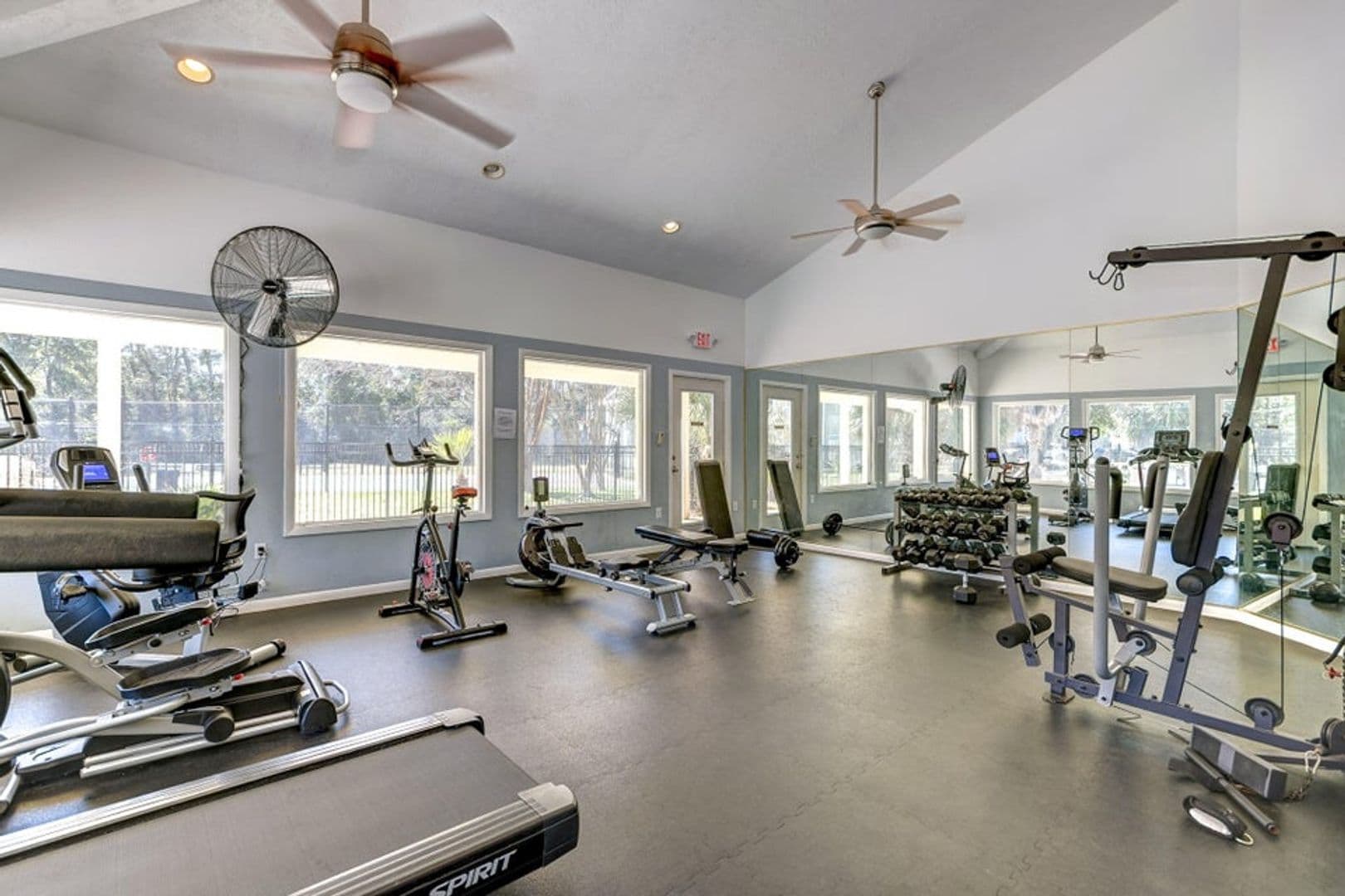Mount Pleasant House: 272 Alexandra Drive Unit 7
