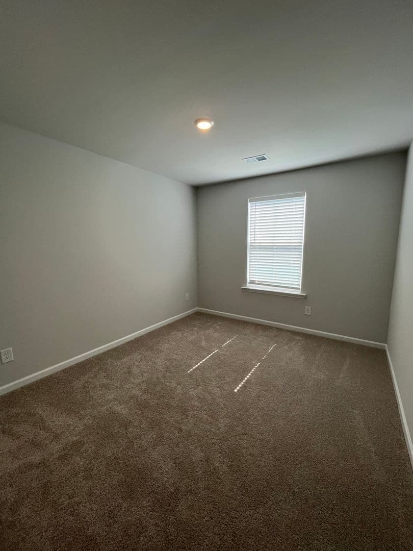 Summerville House: 1038 Adirondack Drive