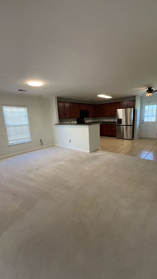 Goose Creek House: 111 Wildberry Lane