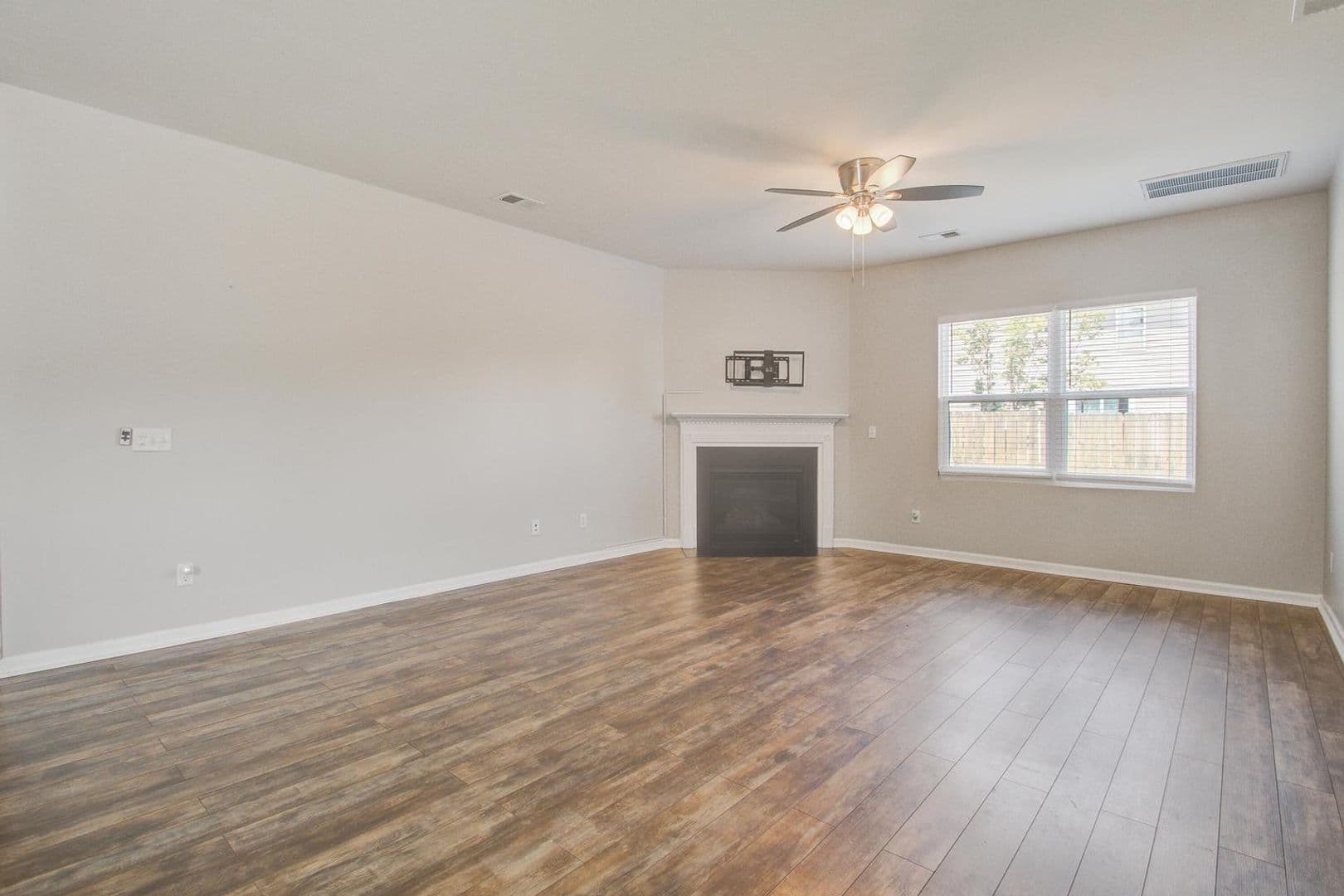 Summerville House: 411 Ridgedale Rd.