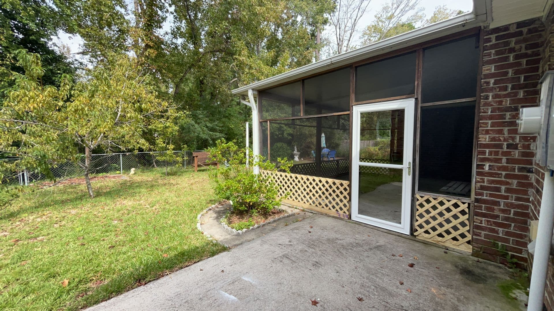 Ladson House: 226 Loblolly Circle