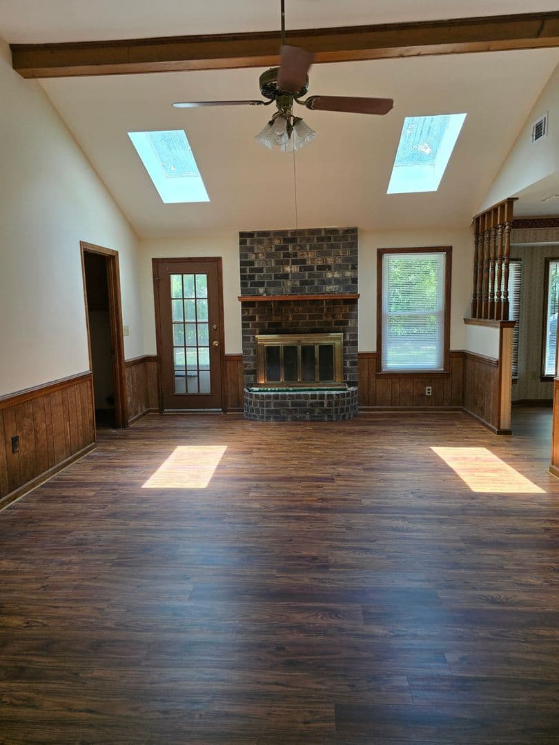 Summerville House: 407 Indian Drive