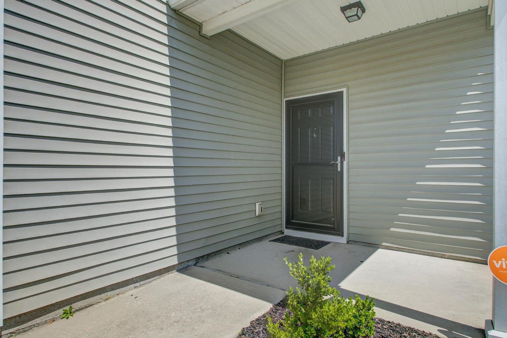 Summerville House: 411 Ridgedale Rd.