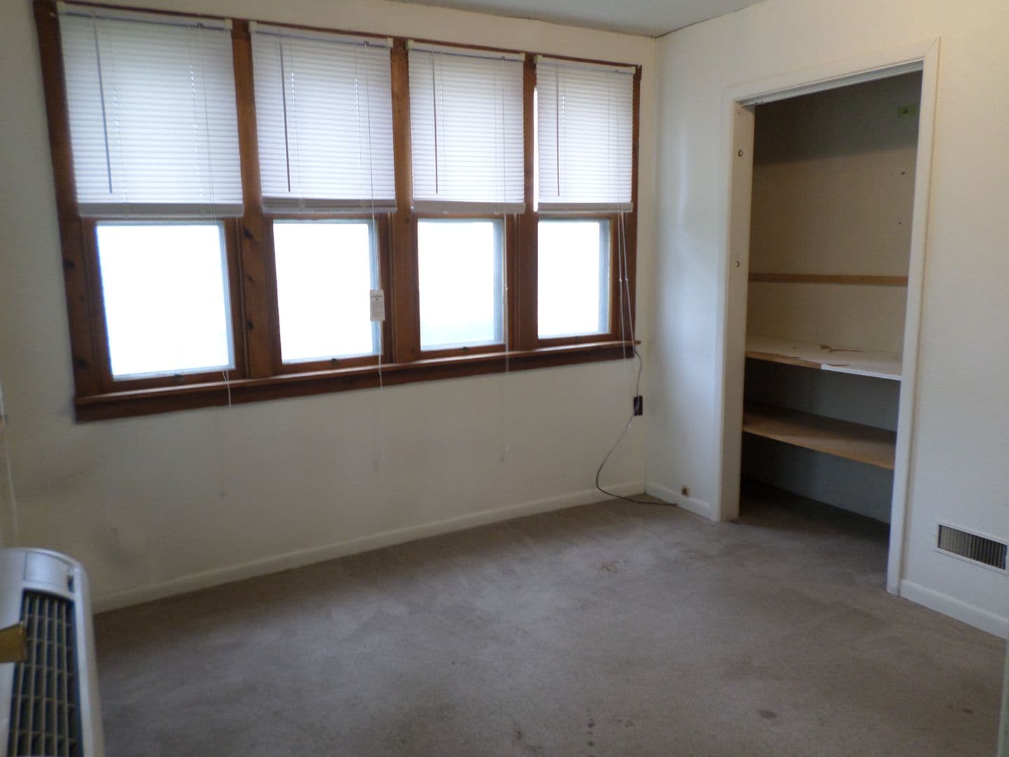 Manhattan Apartment: 715 Laramie