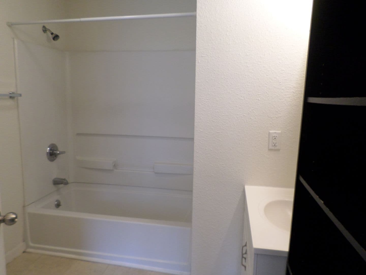 Manhattan Apartment: 715 Laramie