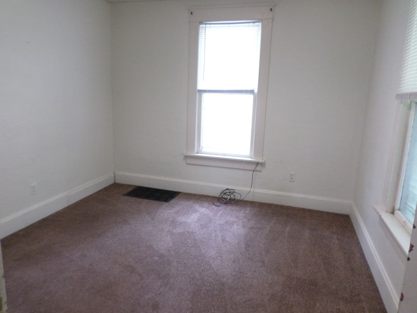 Manhattan Apartment: 715 Laramie