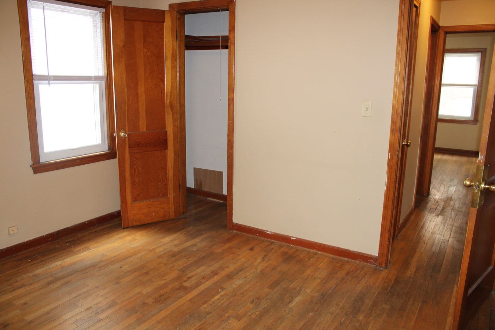 Manhattan Apartment: 923 Bluemont