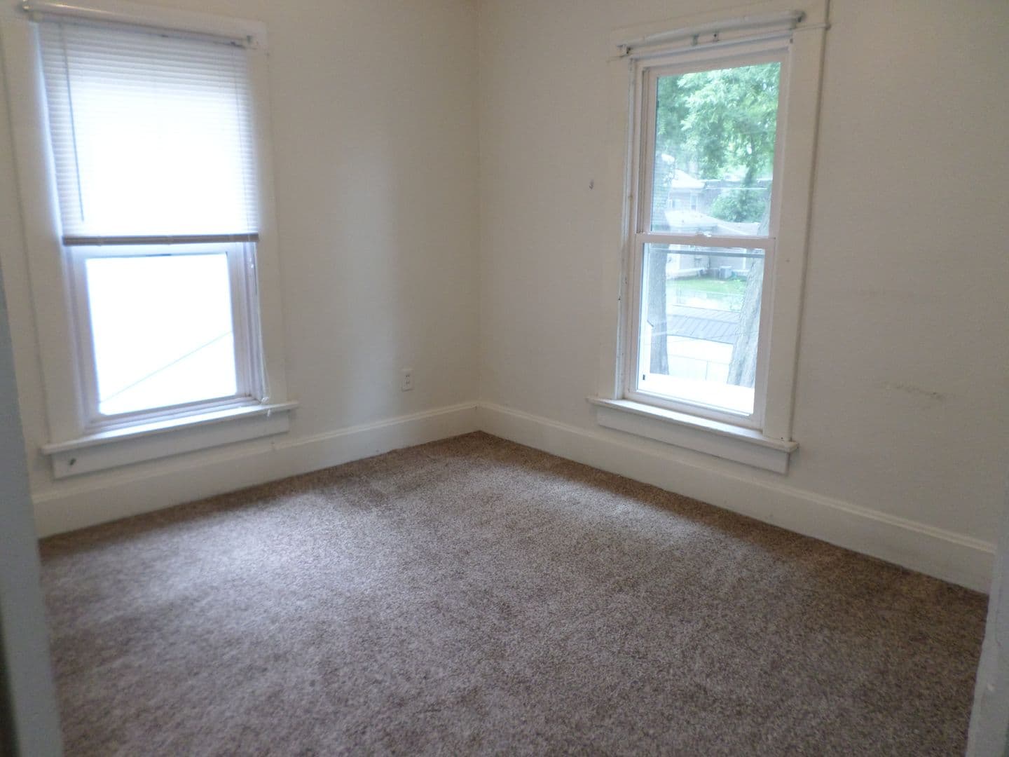 Manhattan Apartment: 715 Laramie