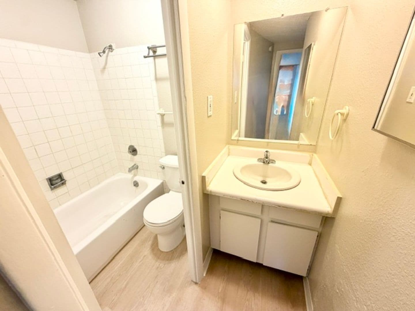 Denver Apartment: 8822 E. Florida Ave #206