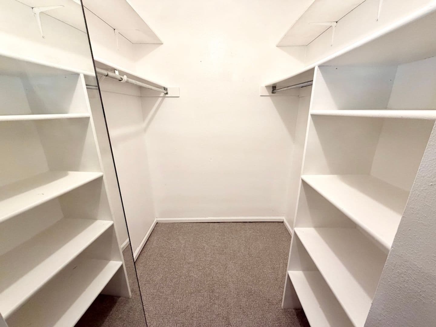 Lakewood Apartment: 400 Zang St. Apt 107