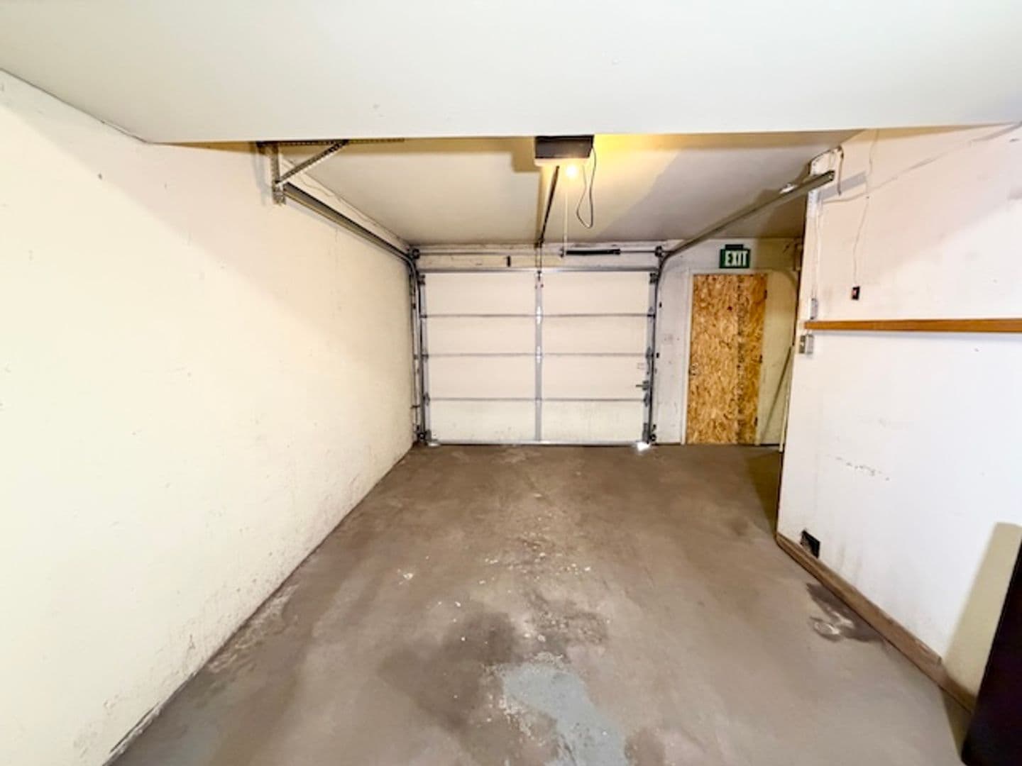 Lakewood Apartment: 954 S. Miller St.