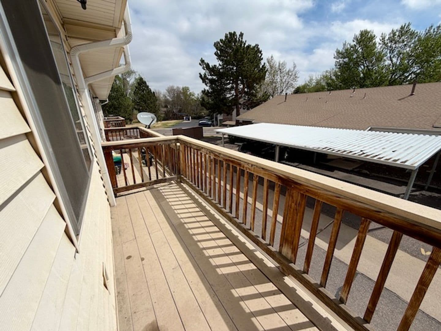 Lakewood Apartment: 954 S. Miller St.