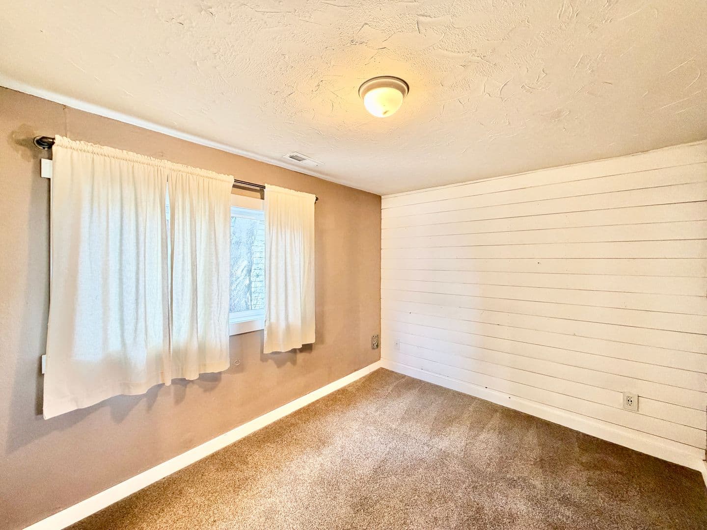 Englewood House: 3074 S. Elati St.