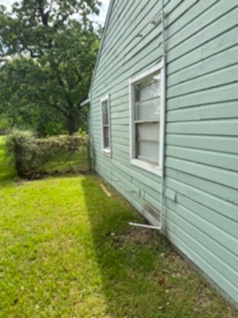 Houston House: 9909 Whitehead Street