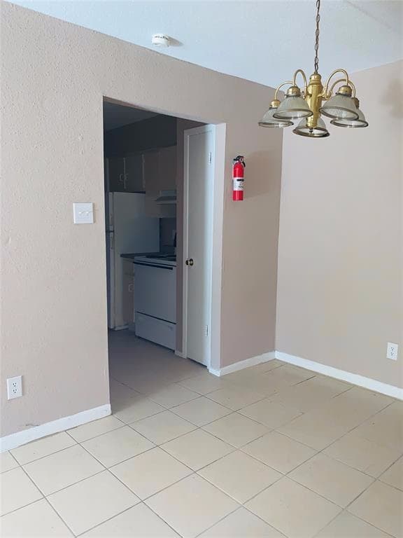 Houston Condo: 5625 Antoine Dr #607