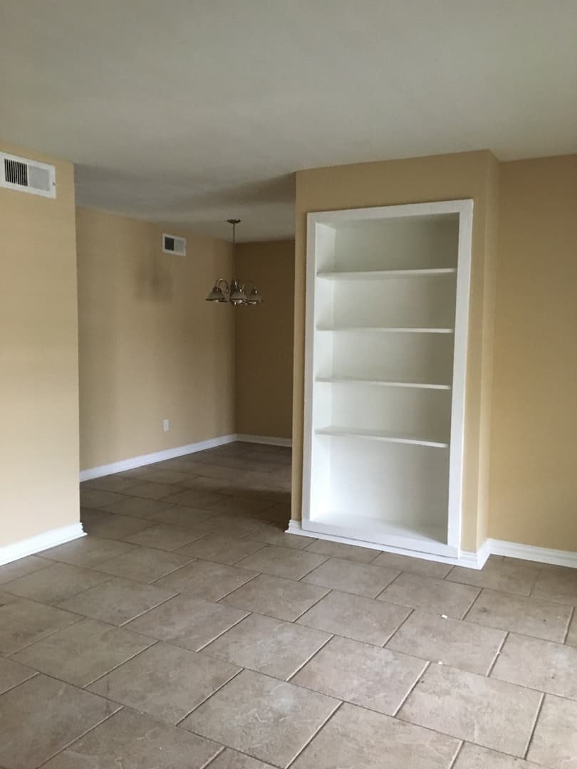 Houston Condo: 5625 Antoine Dr #102