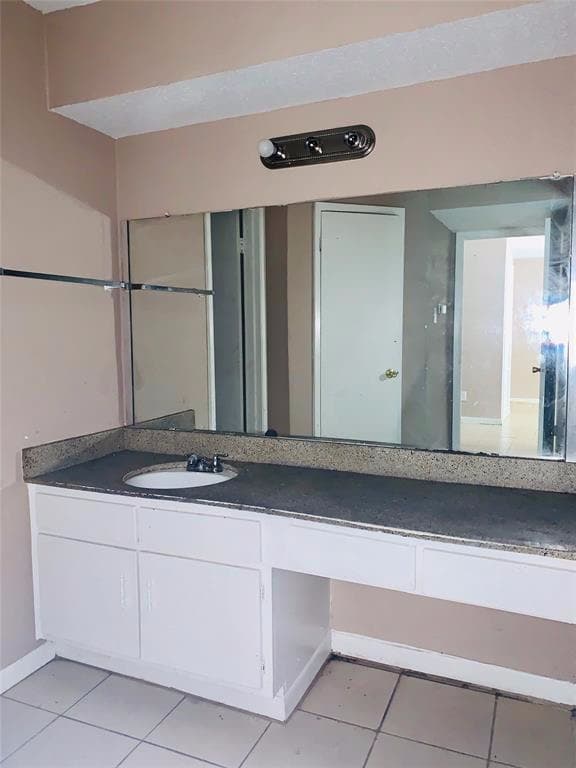 Houston Condo: 5625 Antoine Dr #607
