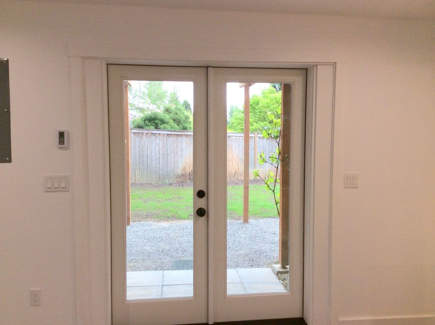 Kent Condo: Basement Apt Only