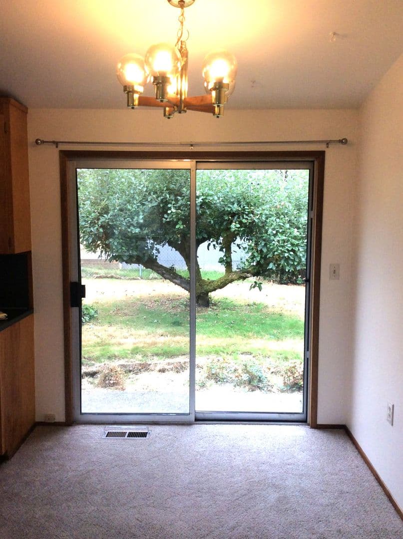 Tacoma House: 6555 Dash Pt. Blvd NE