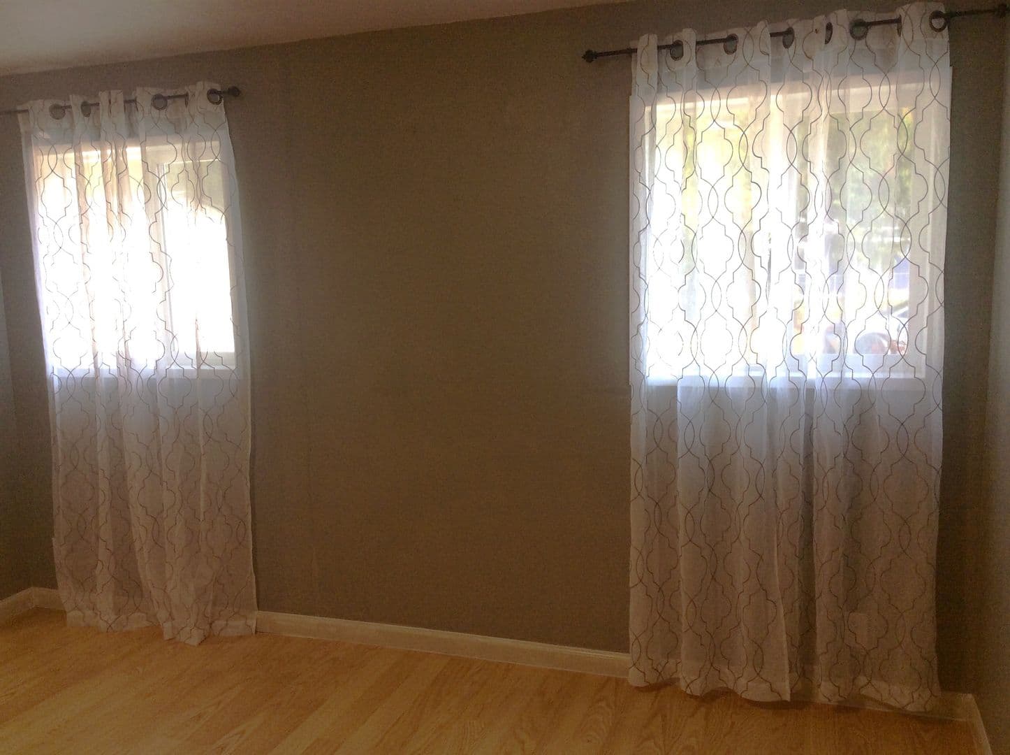 Tacoma House: 11404 51st Avenue Ct E
