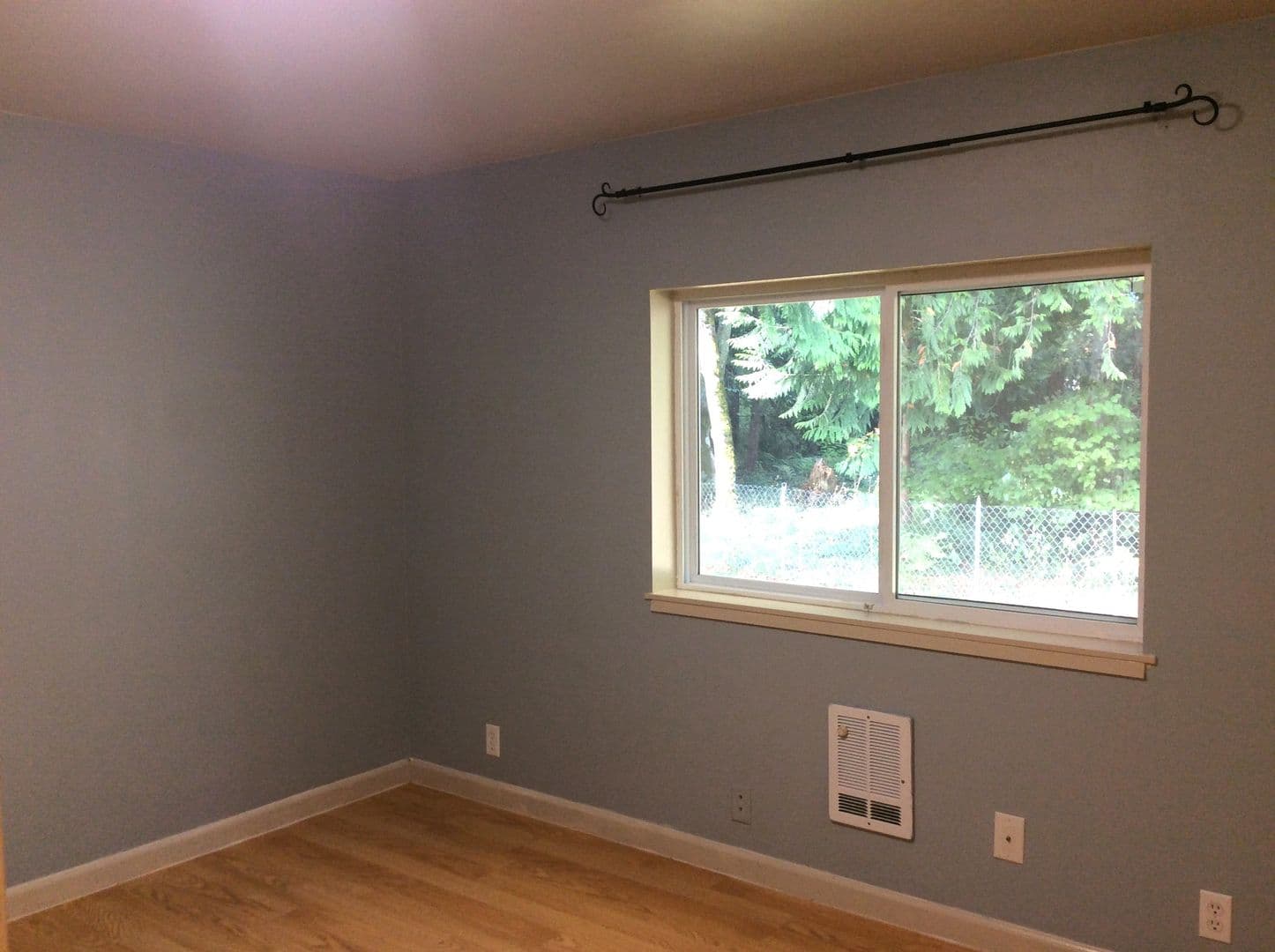 Tacoma House: 11404 51st Avenue Ct E