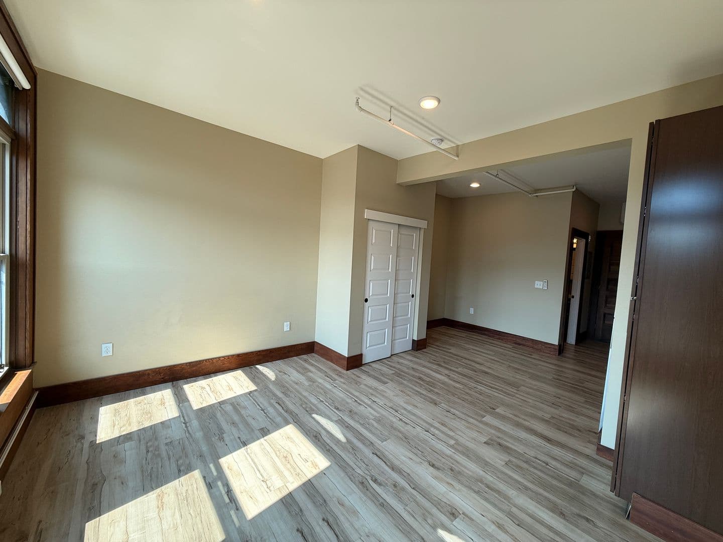 Pendleton Apartment: 17 SW Frazer Ave