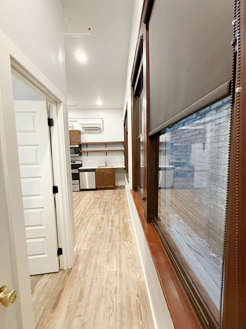 Pendleton Apartment: 17 SW Frazer Ave