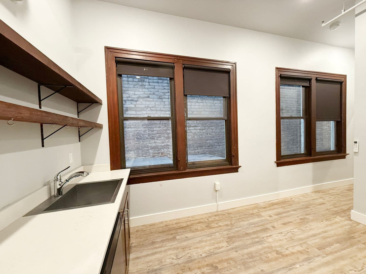 Pendleton Apartment: 17 SW Frazer Ave