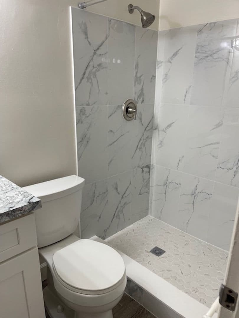 Palm Springs Apartment: 240-252-260 Alemeda Drive