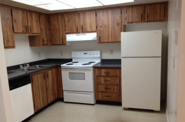 Palm Springs Apartment: 100-200-300 Rex Avenue