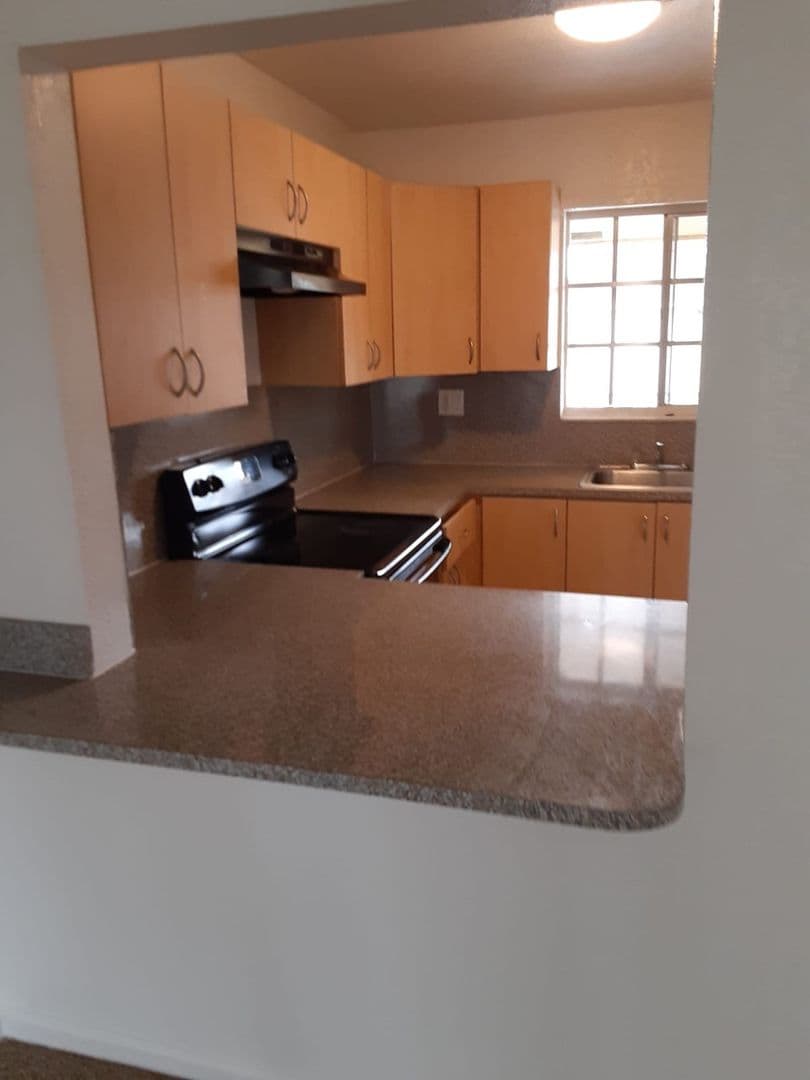 West Palm Beach Apartment: Laurel Way/Ceylon Court