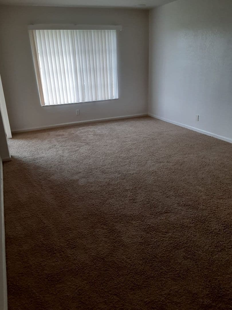 West Palm Beach Apartment: Laurel Way/Ceylon Court