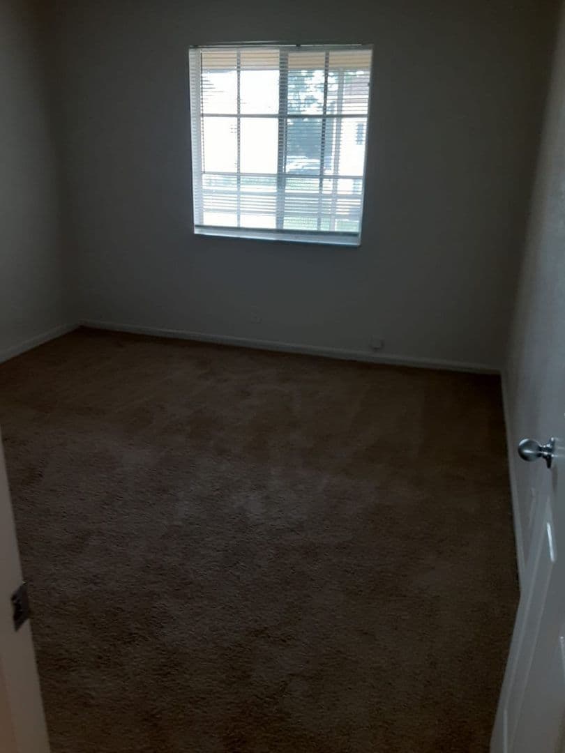 West Palm Beach Apartment: Laurel Way/Ceylon Court