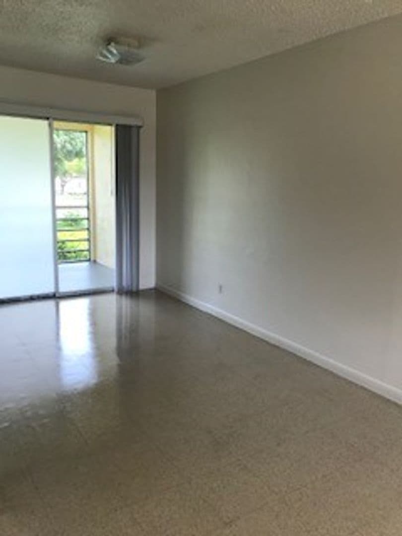 Palm Springs Apartment: 100-200-300 Rex Avenue