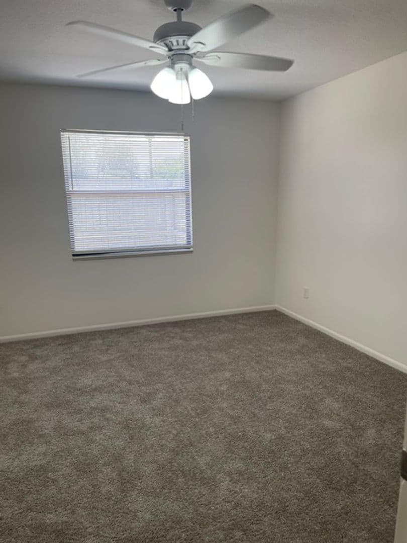 Hobe Sound Apartment: S.E. Woodview Terrace