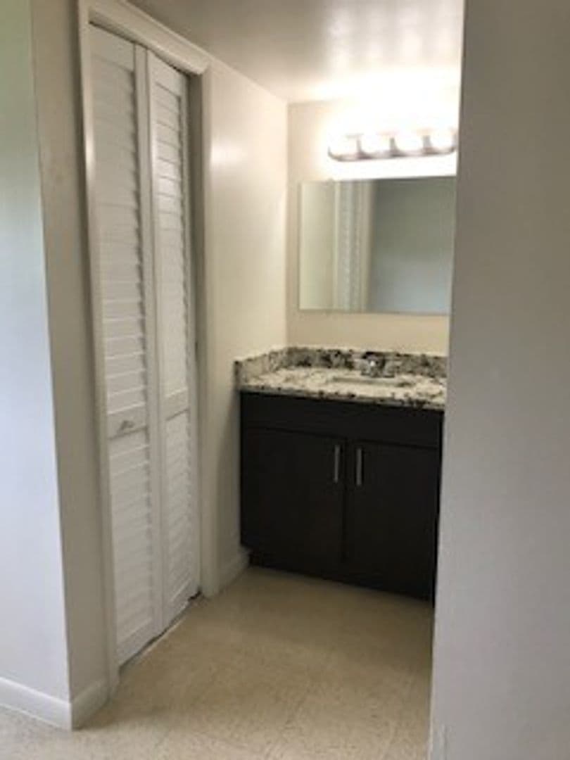 Palm Springs Apartment: 100-200-300 Rex Avenue
