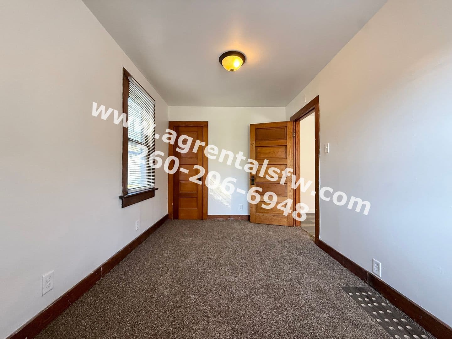 Fort Wayne House: 1315 Schilling Ave