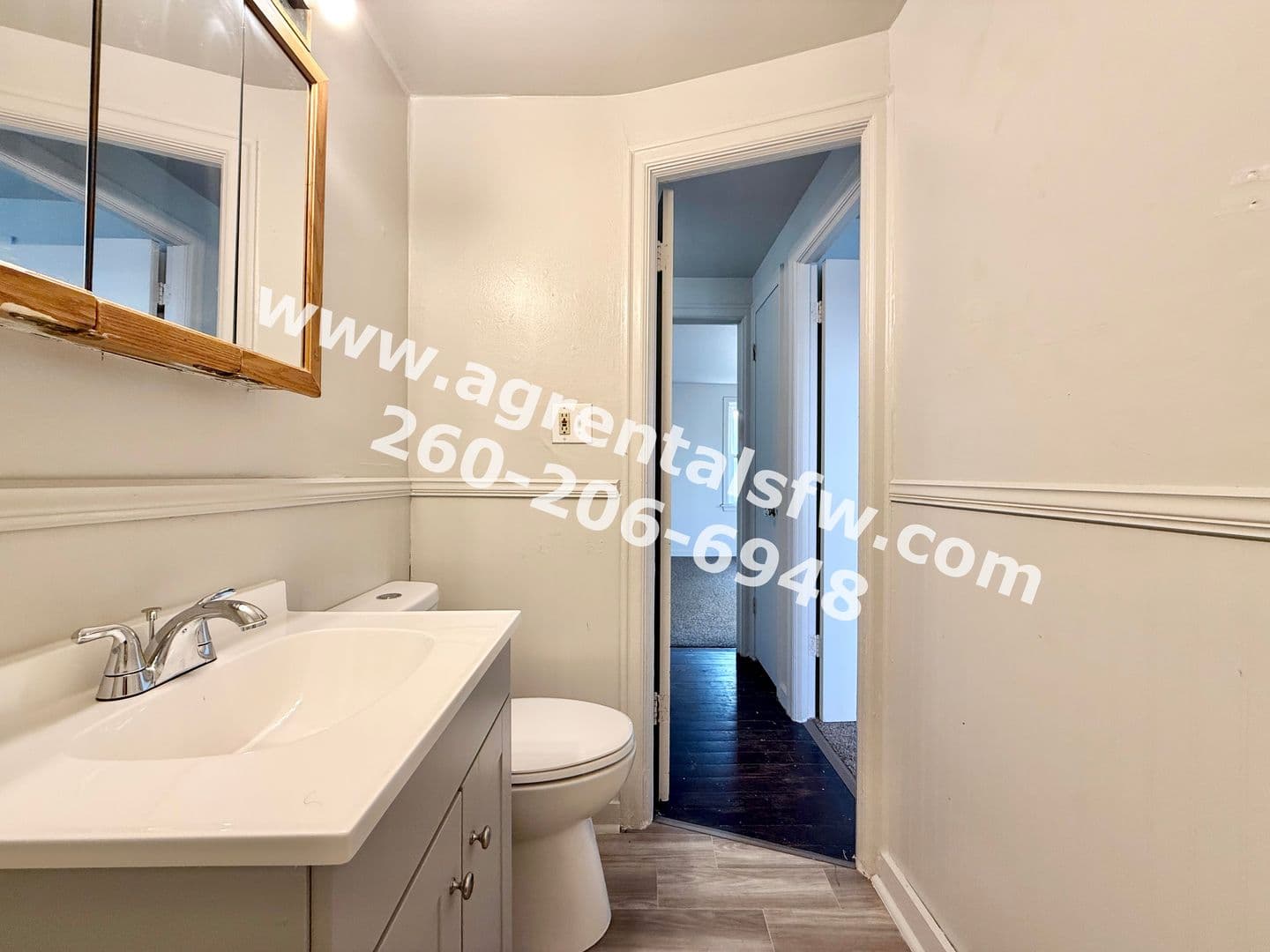 Fort Wayne House: 1912 Vance Ave